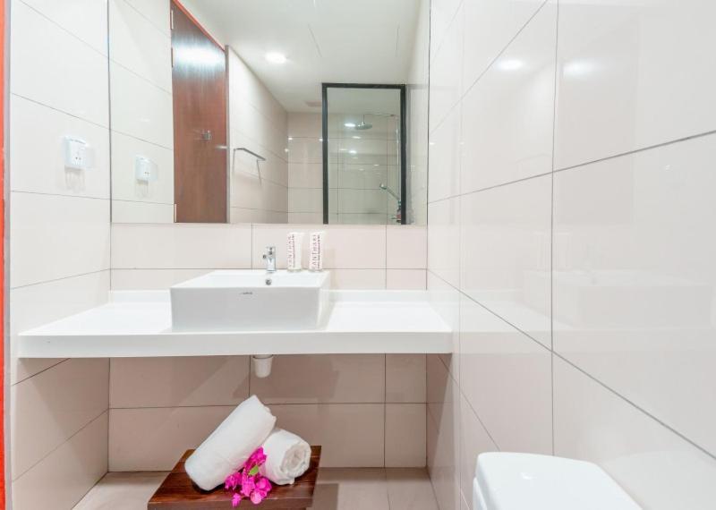 Ranthari Hotel And Spa Ukulhas Maldives Ngoại thất bức ảnh